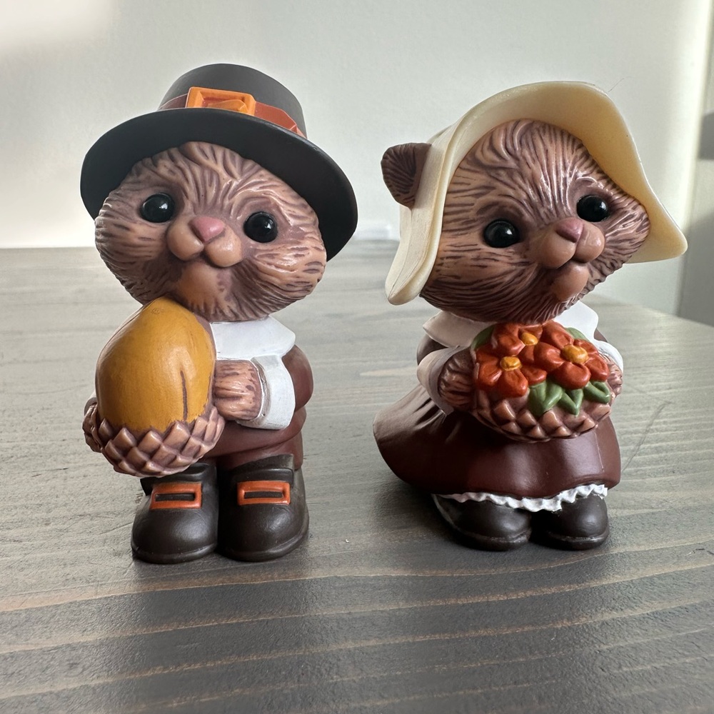 Vintage Hallmark autumn 🍂 salt & pepper shakers